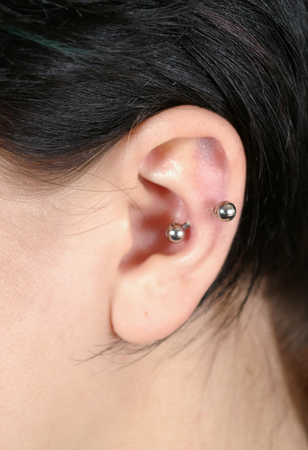 The Snug Piercing A Stylish In Ear Cartilage Piercing